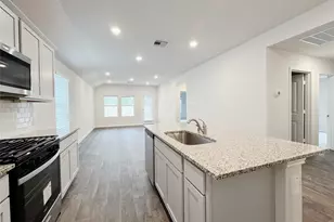 1207 Camden Ln, Lockhart, TX 78644 - Photo 5