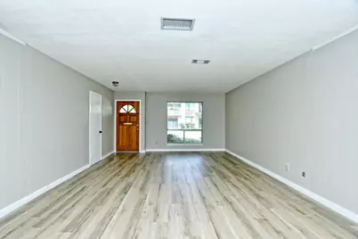 7509 Daugherty Street, Austin, TX 78757 - Photo 3