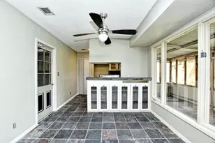 7509 Daugherty St, Austin, TX 78757 - Photo 9