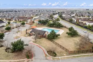 4202 King's Canyon Dr, Taylor, TX 76574 - Photo 31