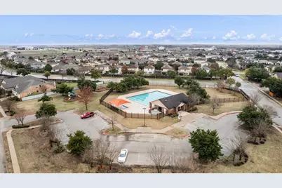 4202 Kings Canyon Drive, Taylor, TX 76574 - Photo 29