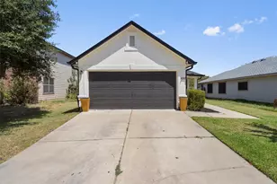 4202 King's Canyon Dr, Taylor, TX 76574 - Photo 3