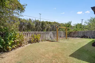 4202 Kings Canyon Drive, Taylor, TX 76574 - Photo 25