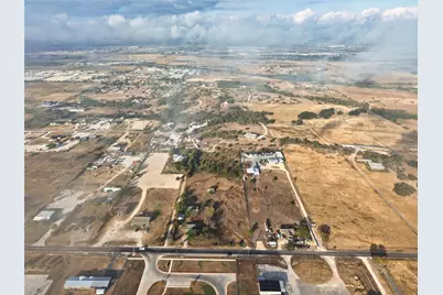 3400 County Road 100, Hutto, TX 78634 - Photo 19