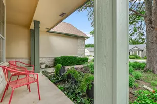116 Running Water St, Georgetown, TX 78633 - Photo 3