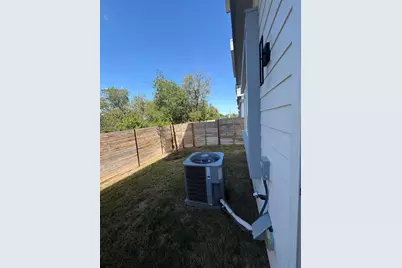 2000 Riverside Farms Road #12101, Austin, TX 78741 - Photo 13