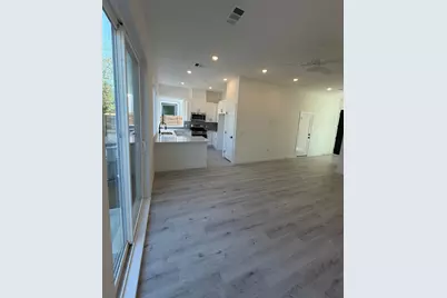 2000 Riverside Farms Road #12101, Austin, TX 78741 - Photo 9