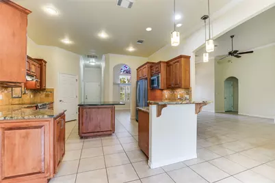 1002 Madison Circle, Marble Falls, TX 78654 - Photo 3