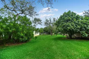 1002 Madison Cir, Marble Falls, TX 78654 - Photo 17