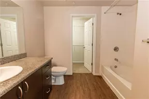 1401 E 4th St, Austin, TX 78702 - Photo 11