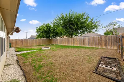 1005 Ibis Falls Loop, Jarrell, TX 76537 - Photo 35