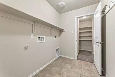 1005 Ibis Falls Loop, Jarrell, TX 76537 - Photo 25