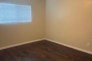 908 Guadalupe St, Lockhart, TX 78644 - Photo 11