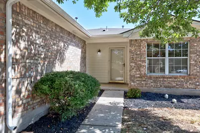 3710 Julianas Way, Round Rock, TX 78665 - Photo 3