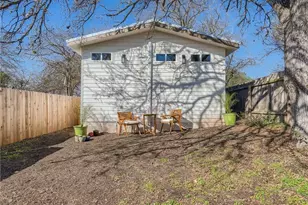 1614 Elmira Rd, Austin, TX 78721 - Photo 13