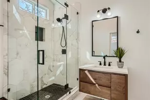 1614 Elmira Rd, Austin, TX 78721 - Photo 9