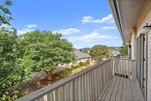 5512 Oakwood Cove, Austin, TX 78731 - Photo 7