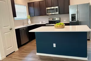 105 Guardian Angel Ct, Jarrell, TX 76537 - Photo 3