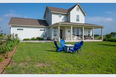 1662 County Road 465, Coupland, TX 78615 - Photo 1