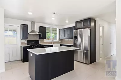 1510 Suffolk Drive, Austin, TX 78723 - Photo 5