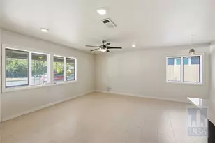 1510 Suffolk Dr, Austin, TX 78723 - Photo 9
