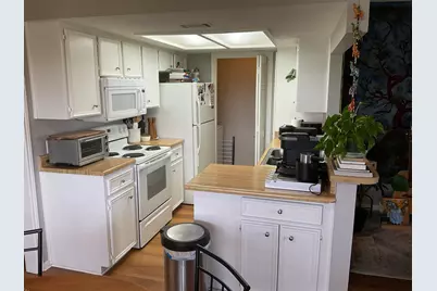 1013 Chestnut Street #Building C, Unit 5, San Marcos, TX 78666 - Photo 3