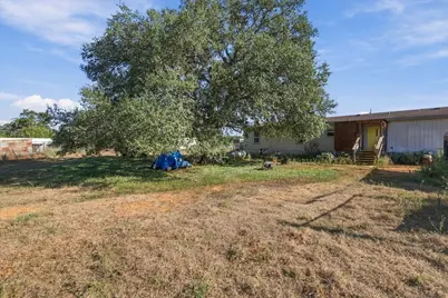 4321 County Road 444, Waelder, TX 78959 - Photo 21