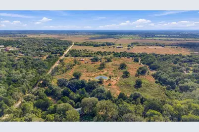 4321 County Road 444, Waelder, TX 78959 - Photo 33