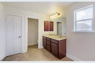 7632 Knockfin Drive, Austin, TX 78744 - Photo 21