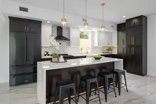 4902 Lott Ave, Austin, TX 78721 - Photo 3