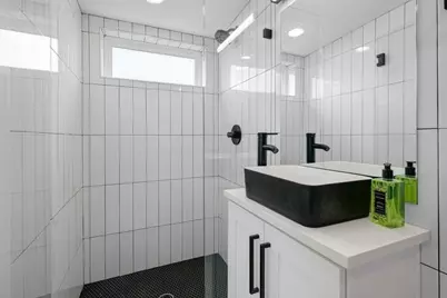 4902 Lott Avenue, Austin, TX 78721 - Photo 21