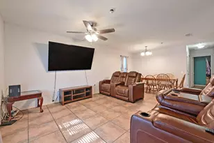 6901 Frontera Tr, Austin, TX 78741 - Photo 5