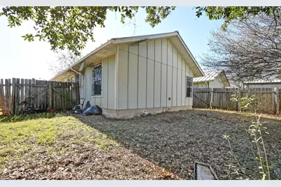 6901 Frontera Trail, Austin, TX 78741 - Photo 19