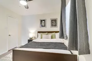 2401 Manor Rd, Austin, TX 78722 - Photo 9