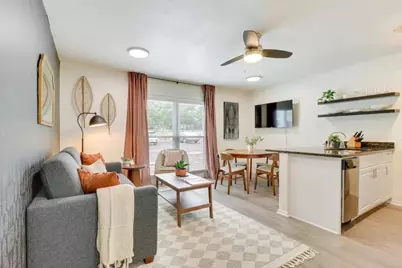 2401 Manor Rd #129, Austin, TX 78722 - Photo 5