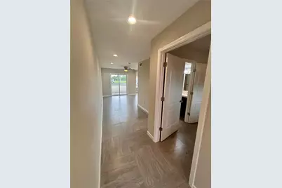 901 E 40th Street #101, Austin, TX 78751 - Photo 7