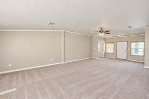 10100 Varisco Ln, Bryan, TX 77807 - Photo 9