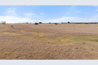 2501 County Road 224, Florence, TX 76527 - Photo 17