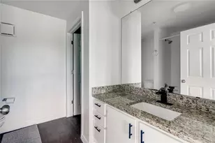 2320 Gracy Farms Ln, Austin, TX 78758 - Photo 7