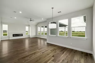 182 Alonzo Drive, Del Valle, TX 78617 - Photo 9