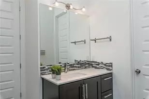 1403 Arcadia Ave, Austin, TX 78757 - Photo 17