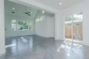 1403 Arcadia Ave, Austin, TX 78757 - Photo 3