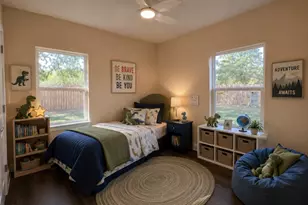 410 W Trinity St, Luling, TX 78648 - Photo 11
