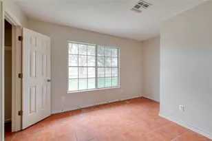 103 Robin Ln, Luling, TX 78648 - Photo 23