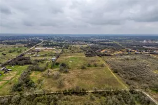 103 Robin Ln, Luling, TX 78648 - Photo 39