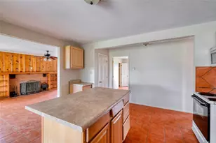 103 Robin Ln, Luling, TX 78648 - Photo 17