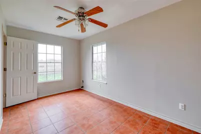 103 Robin Lane, Luling, TX 78648 - Photo 25