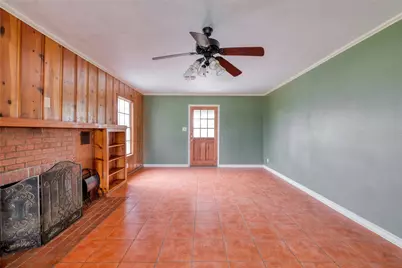 103 Robin Lane, Luling, TX 78648 - Photo 11