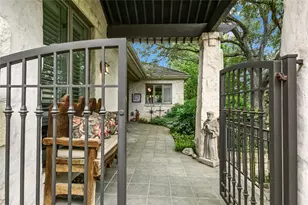 2305 Barton Creek Blvd, Austin, TX 78735 - Photo 11