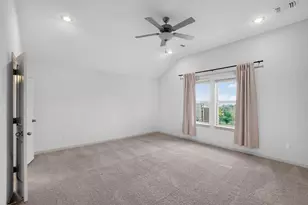 105 Greenway Dr, Georgetown, TX 78628 - Photo 11